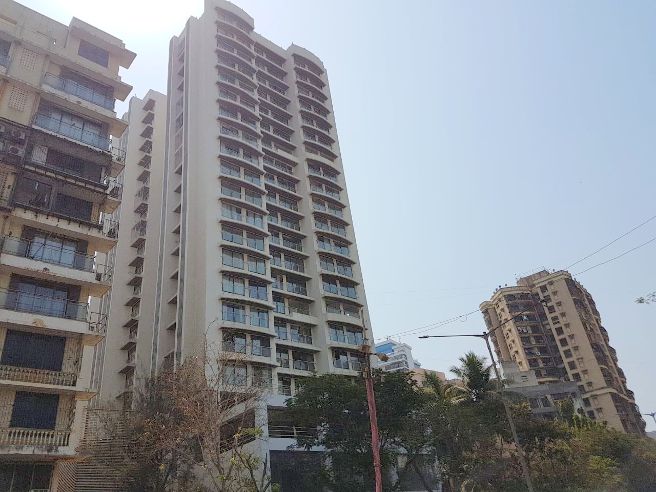 Main - DLH Sorrento, Andheri West